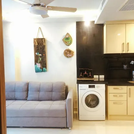 Ferienwohnung Grand Avenue Soi Buakhao By Daisy Pattaya Exterior foto